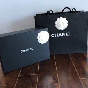 RARE - CHANEL box and bag